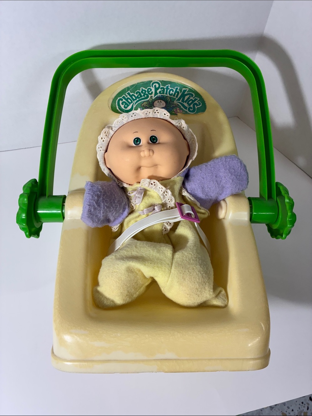 1983 CABBAGE PATCH KIDS CAR SEAT CARRIER